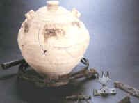 Museu del Montsi�. Sala d'arqueologia